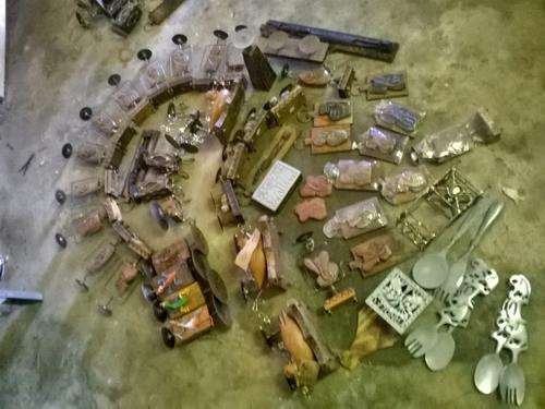 BEAUTIFUL HAND MADE IN AFRICA! MASSIVE LOT!