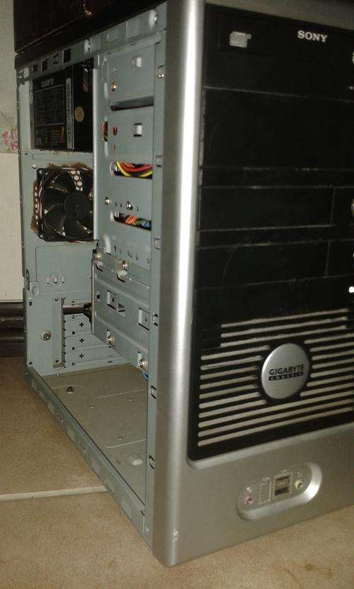 GIGABYTE P4 3 GIG COMPUTER WITH LEGAL WINDOWS XP