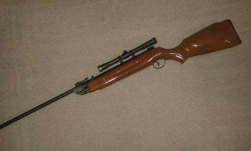 AIR RIFLE WITH SCOPE -PELLET GUN