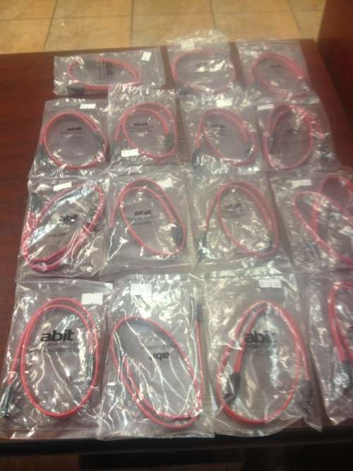 1 BID FOR ALL!! 15 X NEW & SEALED SATA CABLES!!