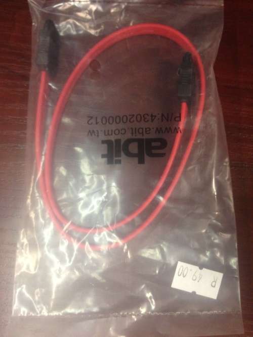 1 BID FOR ALL!! 15 X NEW & SEALED SATA CABLES!!