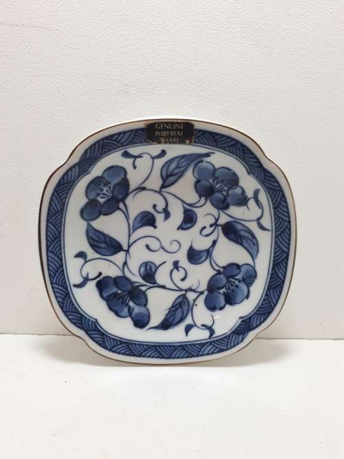 Blue Flower Imari Plate