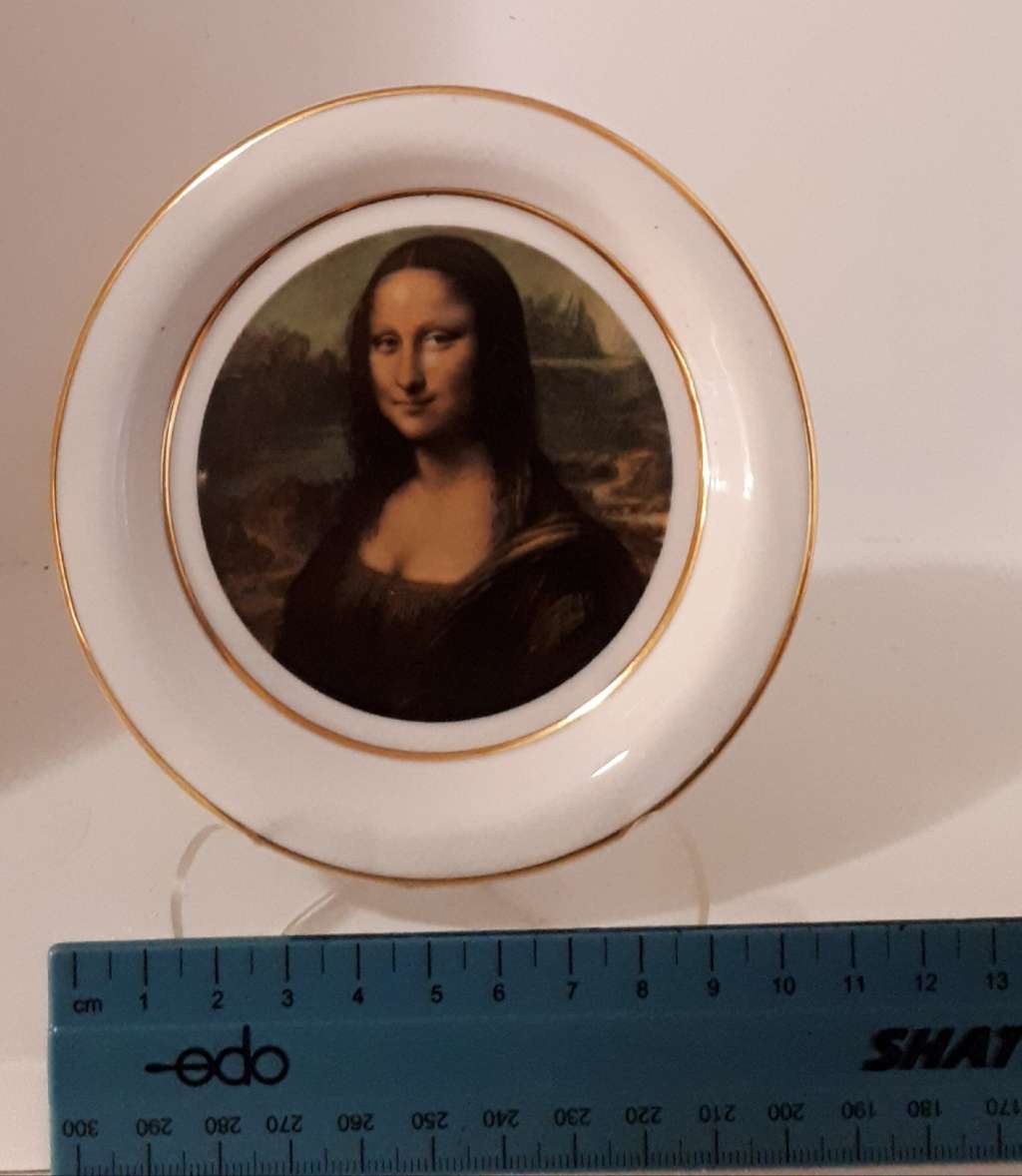 Collection Plate of Mona Lisa Design by by Leonardo da Vinci 1452  1519