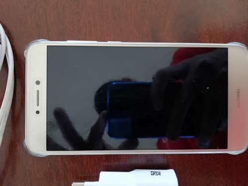 Huawei p8lite 2017 gold mint condition