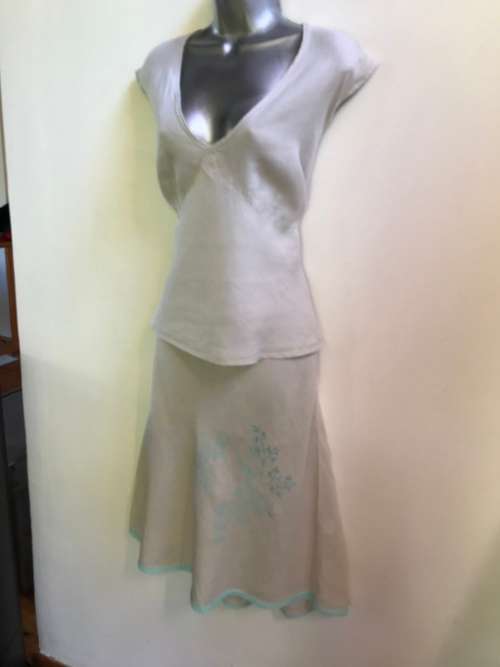 Size 16 / 40 designer is African Nature, 100% linen turquoise print dress