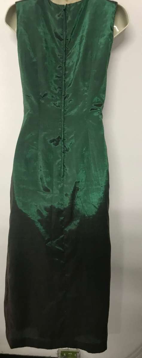 Size 10 / 34 emerald green floor length dress with spilt