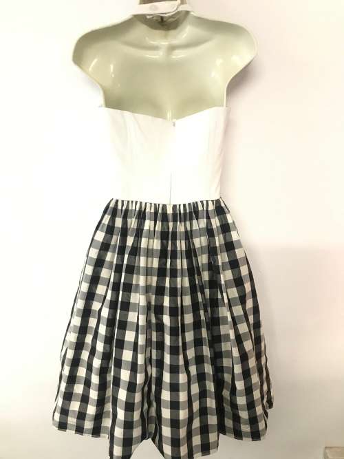 10 / 34 swing vintage look party halter neck dress