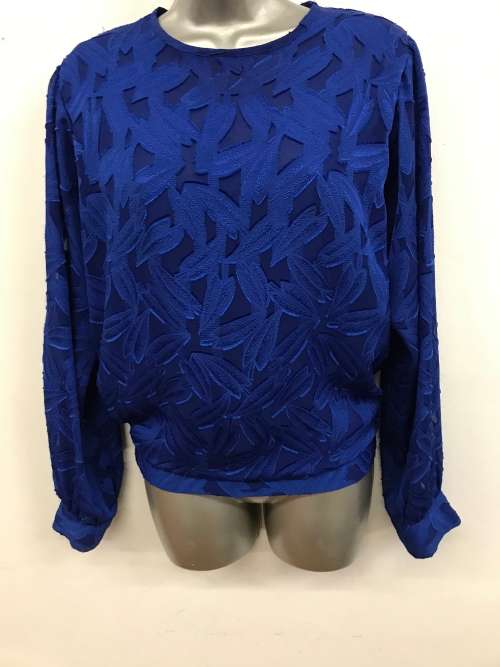 12/36 to 14 / 38 VINTAGE KRESIV INTERNATIONAL blouse shirt ornate. Stunning.