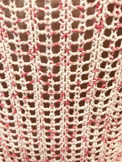 10 / 34 Designer is TOMMY HILFIGER Jersey