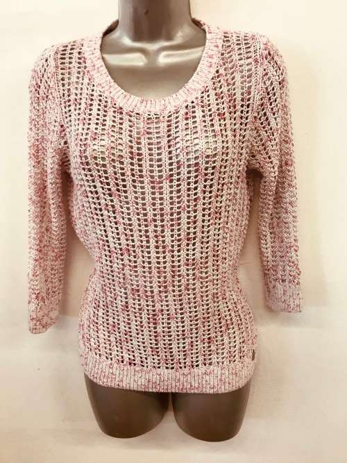 10 / 34 Designer is TOMMY HILFIGER Jersey