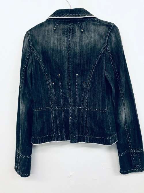 8-10/ 32 - 34 ladies black stitch detail denim jacket lovely!