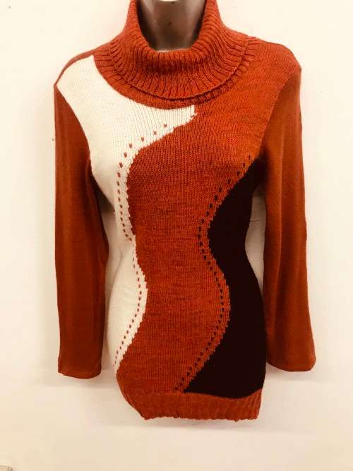10/34 baby soft burnt orange polo neck jersey Made in Italy stunning