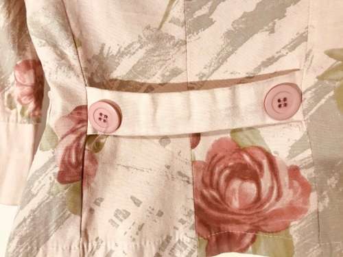 8 / 32 floral roses pink jacket made in ITALY