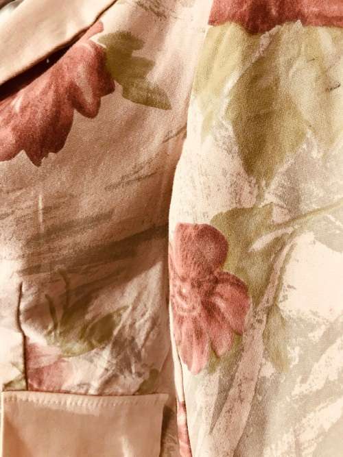 8 / 32 floral roses pink jacket made in ITALY