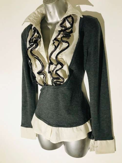 12 / 36 ruffle shirt ITALY