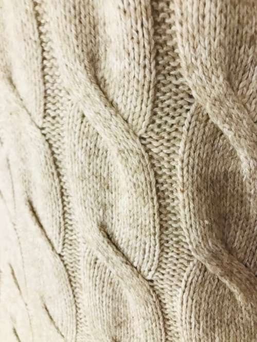 Max and Co cable jumper jersey suits 12 or 14 / 36- 38