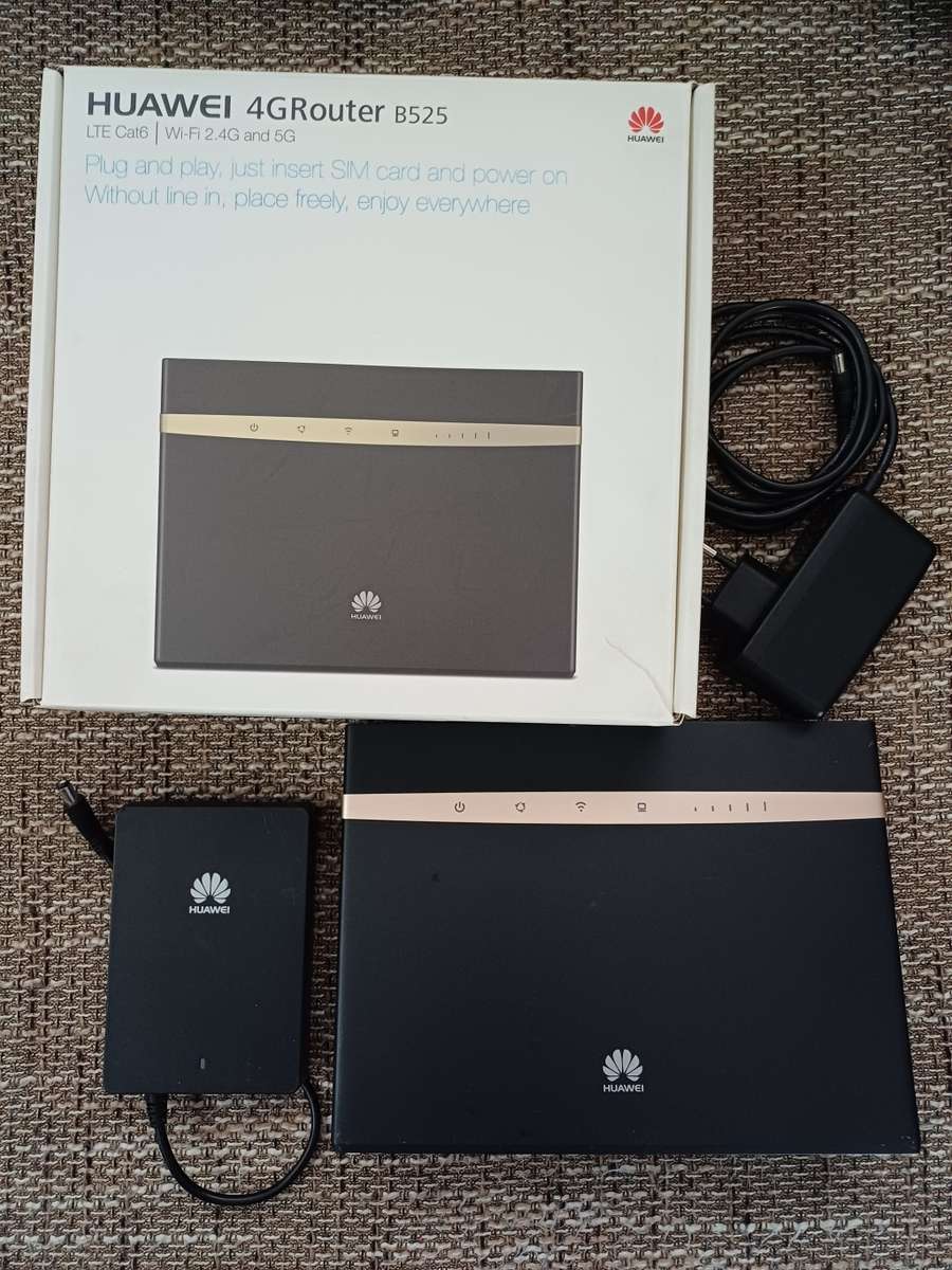 Huawei B525s-65a Wi-Fi Router with Backup Battery