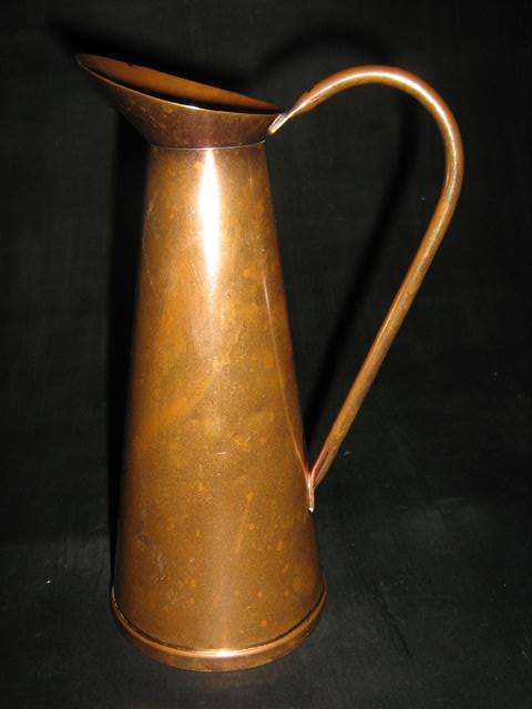 COPPER JUG..HAND MADE by RICHARD MEAD ( S RHODESIA) ...21.50cm X 9cm ACROSS BASE