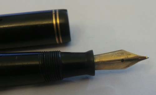 Parker Fountain Pen with 14c nib Duofold