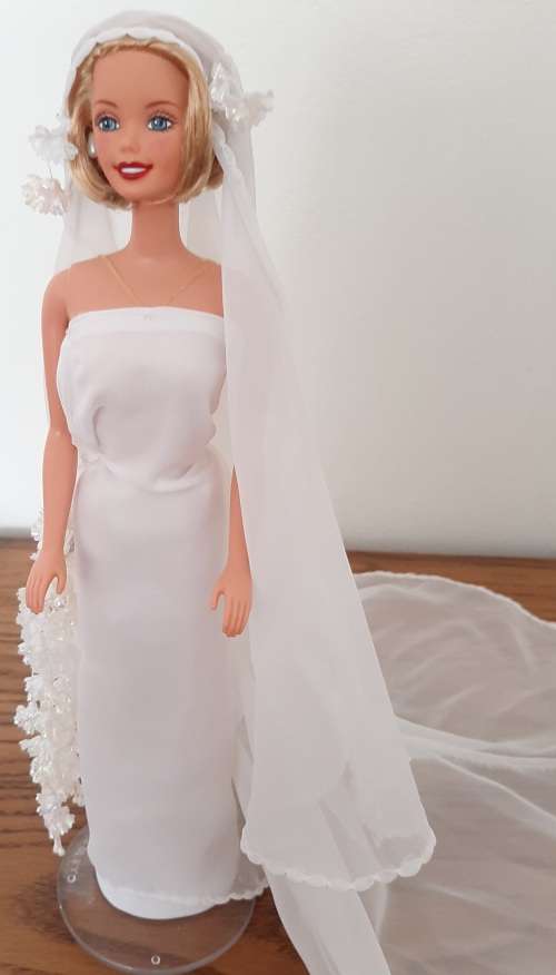 Long veil Straight Chiffon wedding dress Barbie Bride