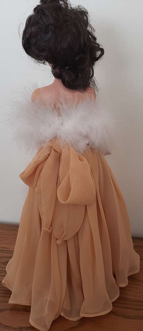 47cm doll in Soft apricot flared dress with Boa