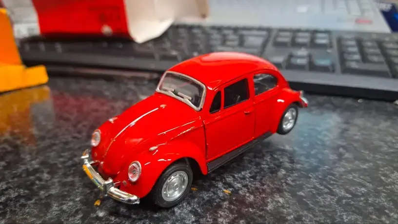 Red Metal VW Beetle Model Car, functioning opening doors!