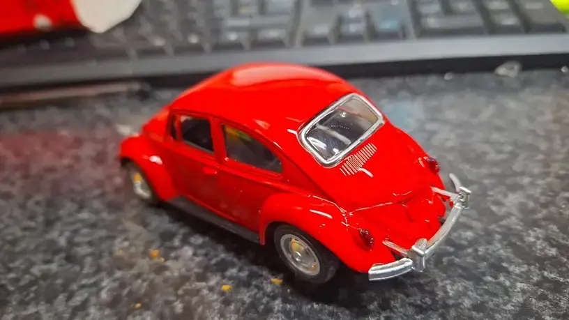 Red Metal VW Beetle Model Car, functioning opening doors!
