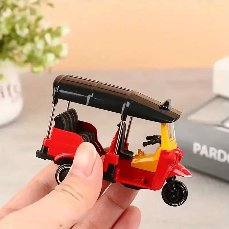 RARE! Brand New! Red 1:43 Alloy Tricycle Retro Thai Tricycle Model