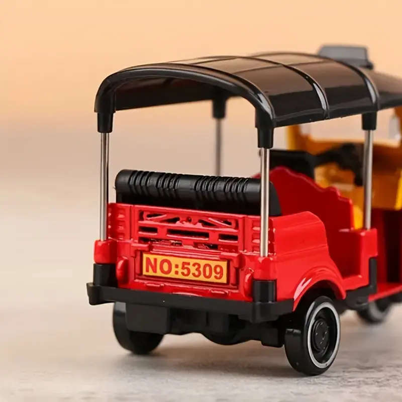 RARE! Brand New! Red 1:43 Alloy Tricycle Retro Thai Tricycle Model