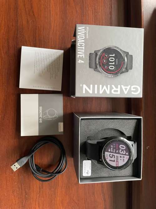 Garmin VivoActive 4 GPS Smartwatch