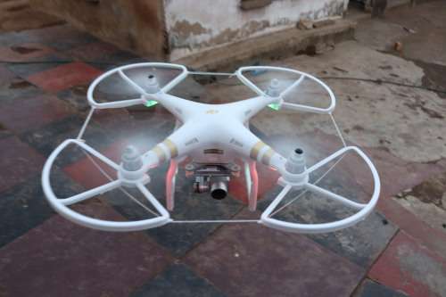 Dji phantom 3 professional 4k Drone