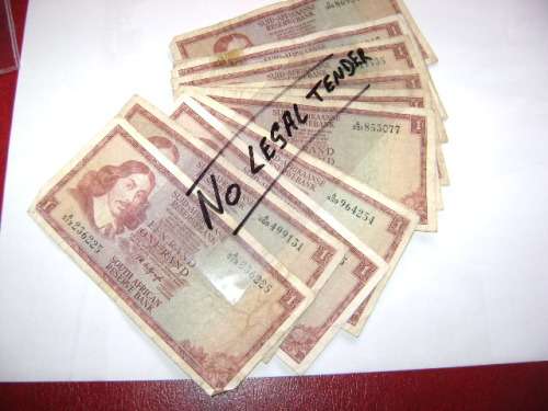 South Africa    One Rand banknote   (large)  (English/Afrikaans) (bid per note!)