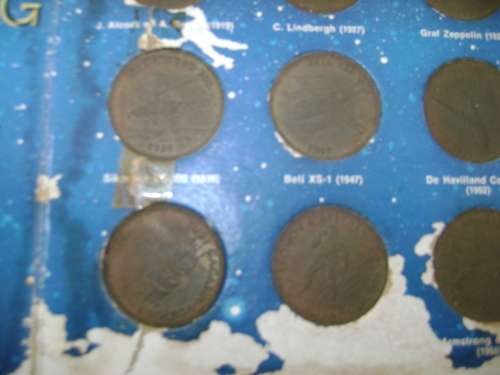 Shell token  @  1970  Men in flight set of 20x tokens