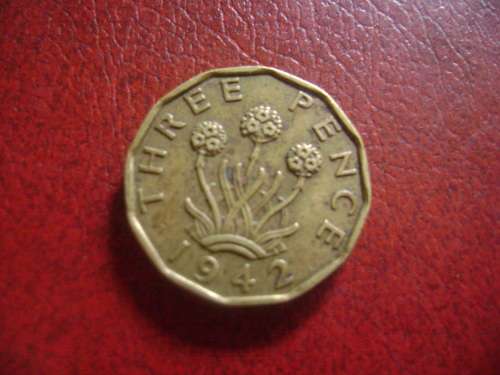 GB 3 pence  1942