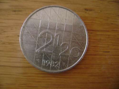 Netherlands  2 1/2 Gulden 1982