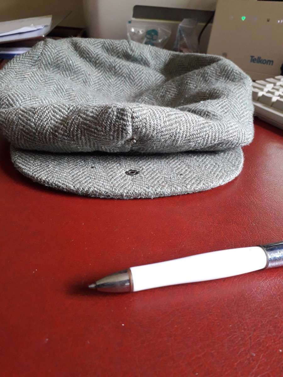 Vintage Hat Tweed Flat cap   (size  @ 60 cm, L)