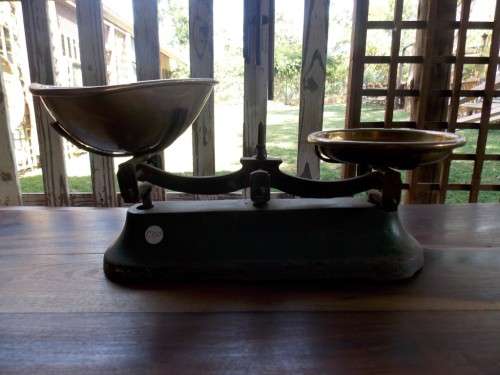 Vintage Scale: