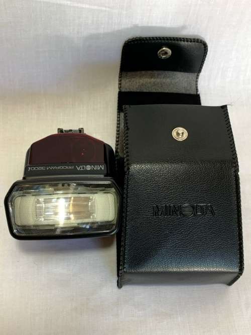 Minolta PROGRAM 3200i flash for Sony Alpha and Minolta Cameras