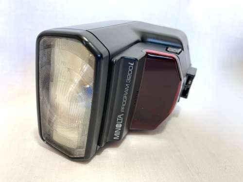 Minolta PROGRAM 3200i flash for Sony Alpha and Minolta Cameras