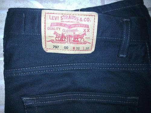 Levis 797 Bootleg Jeans Size 32