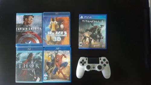 PS4 White Wireless Dualshock Controller V2