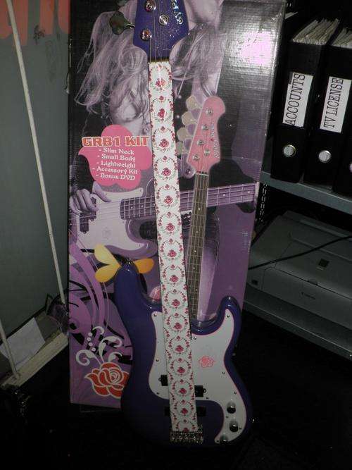 free delivery: gurly gurl purple glitter electric guitar