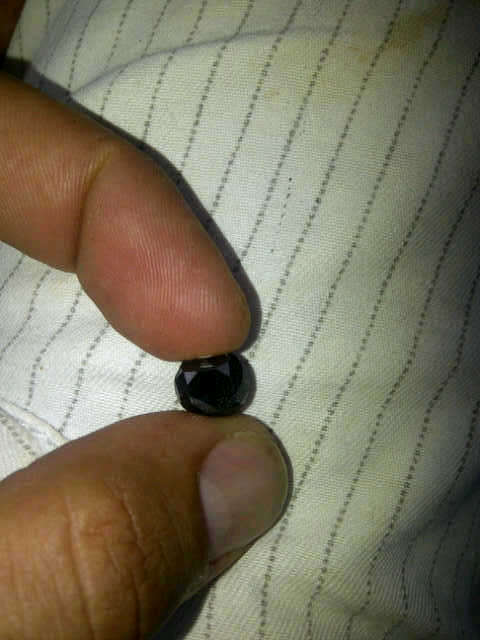 BLACK DIAMOND 3.2 CARATS
