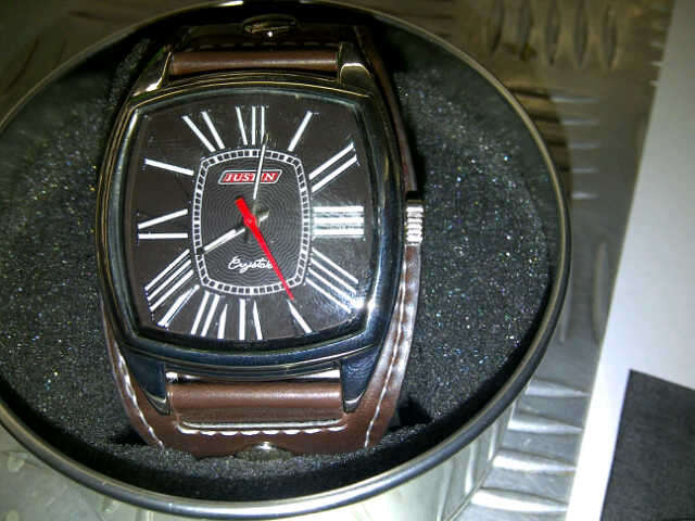 mens watch ++++++++++++++ A MUST HAVE!!!