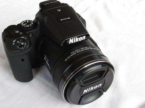 Nikon Coolpix P900 - Local Stock - As new with all accessories in box (2 Year Warranty!)