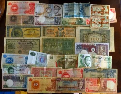 Various International Banknotes. One bid takes all 33 Notes