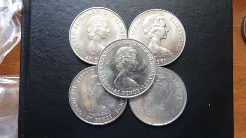 5 Different Diana Crowns