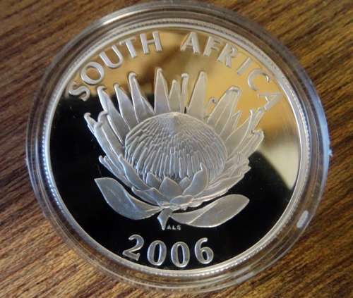 2006 Desmond Tutu Proof Silver R1. Immaculate.