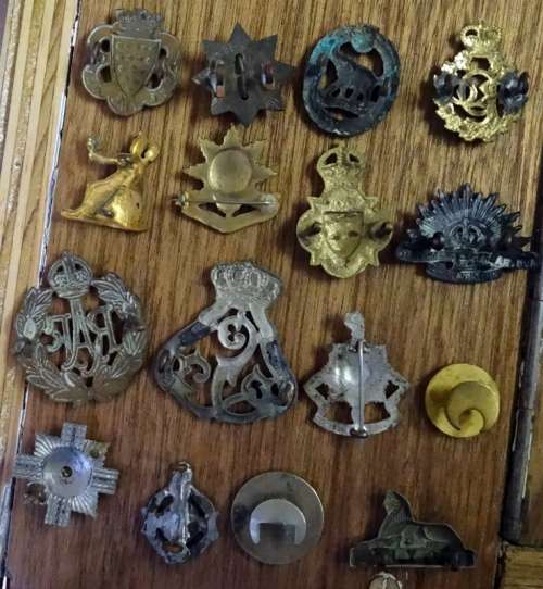 English Badges from various Wars