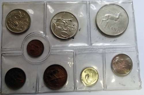 ## 1973 South African Unc Set with Silver R1 ##